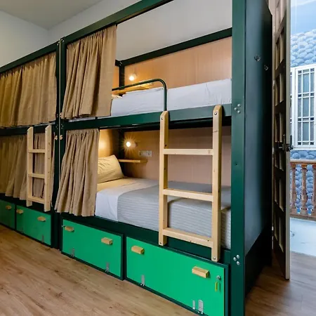 The Urban Jungle Hostel Málaga